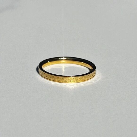 New! “Mia” Dainty Checkered Gold Ring - Picture 2 of 4